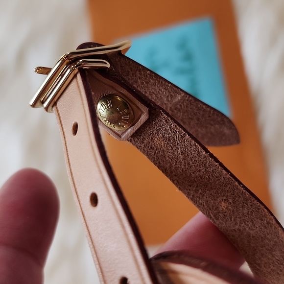 LOUIS VUITTON LV LARGE VACHETTA LUGGAGE TAG SHINY GOLD PINEAPPLE HSU HOT STAMP - Picture 7 of 7